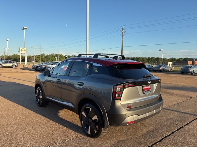 New 2026 Nissan Kicks SR image 2