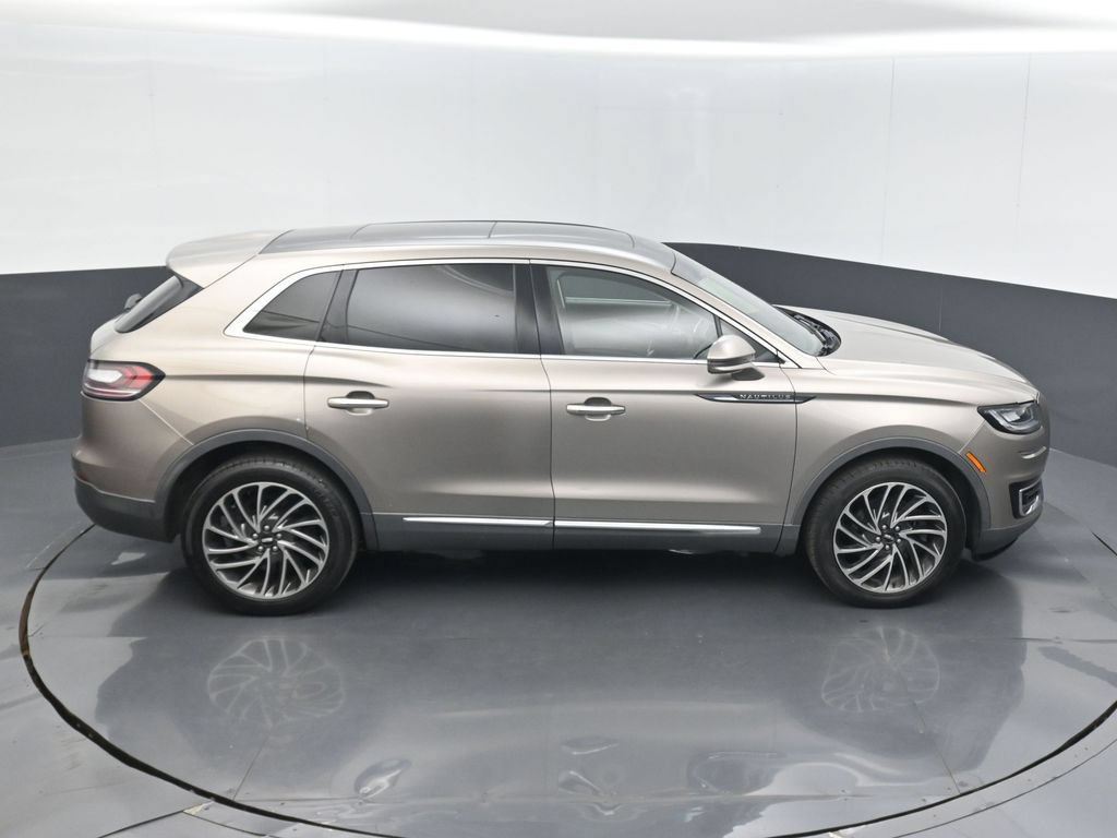Used 2019 Lincoln Nautilus Reserve AWD/4WD image 14