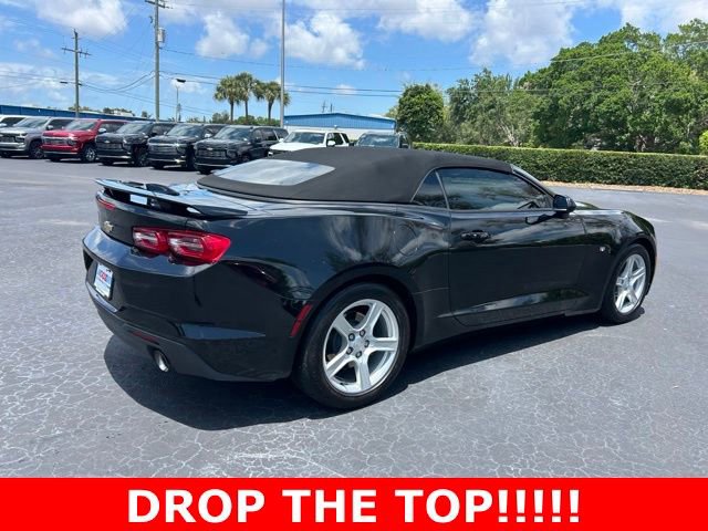 Used 2020 Chevrolet Camaro LT RWD image 6