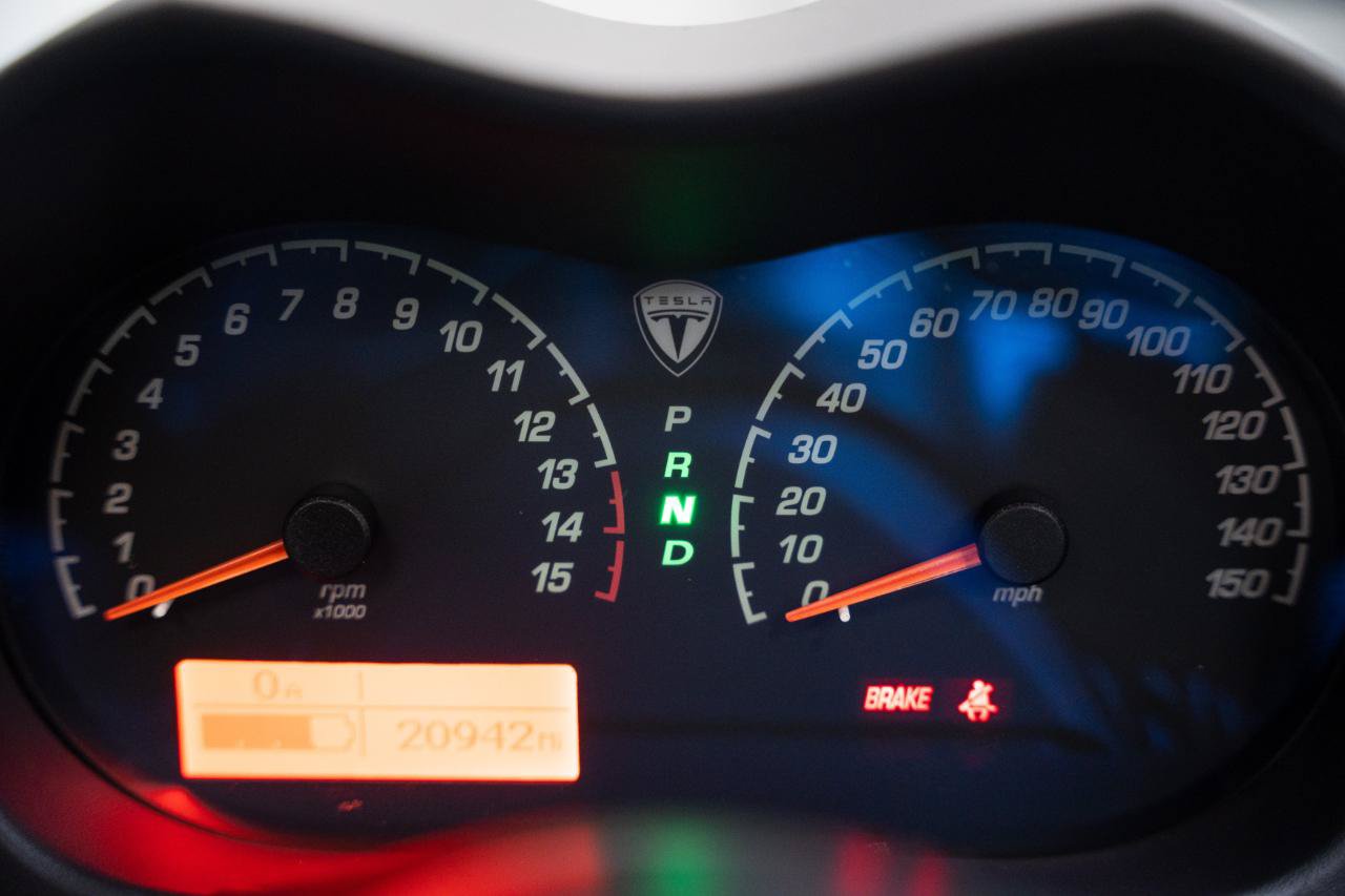 Used 2008 Tesla Roadster RWD image 49
