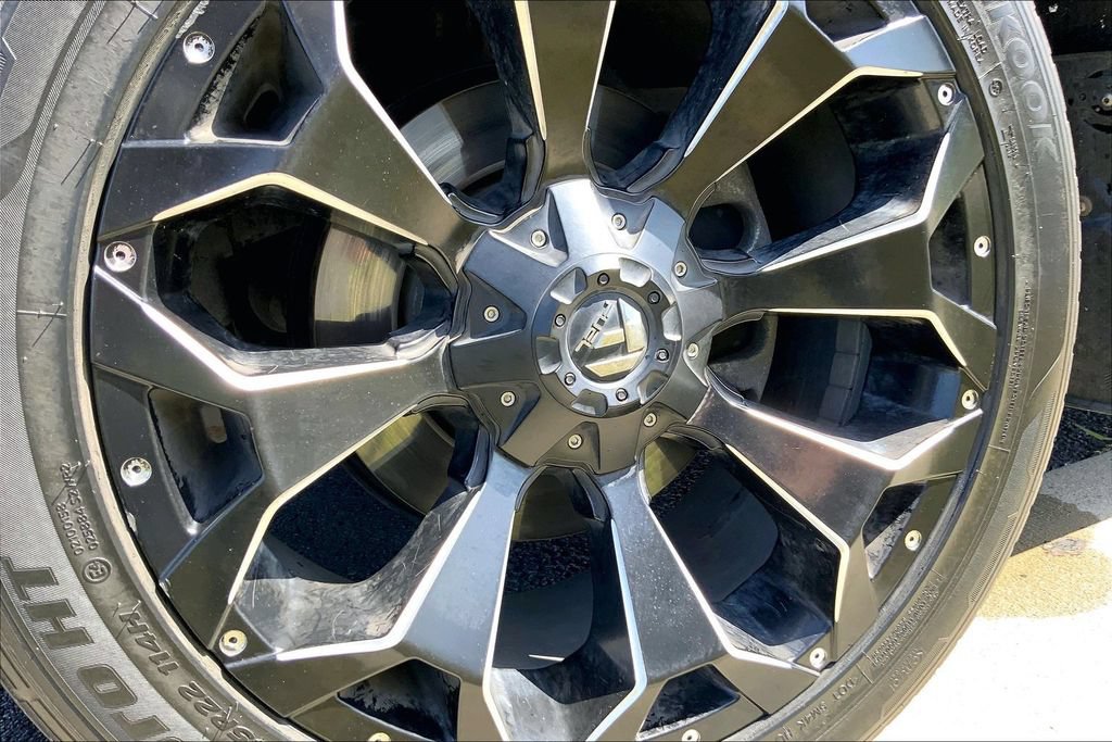 Used 2020 Ford Expedition Platinum AWD/4WD image 3