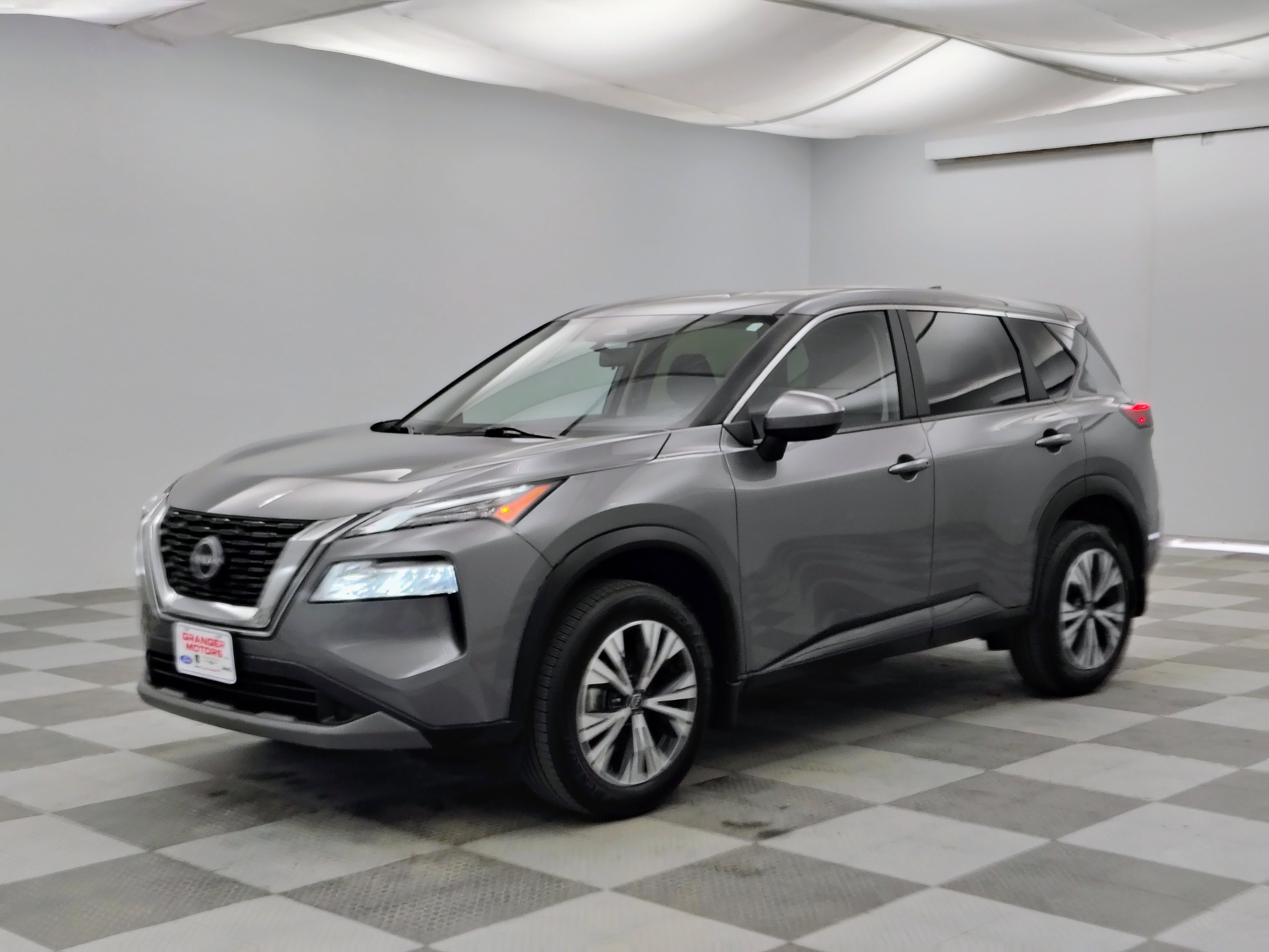 Used 2023 Nissan Rogue SV AWD/4WD image 5