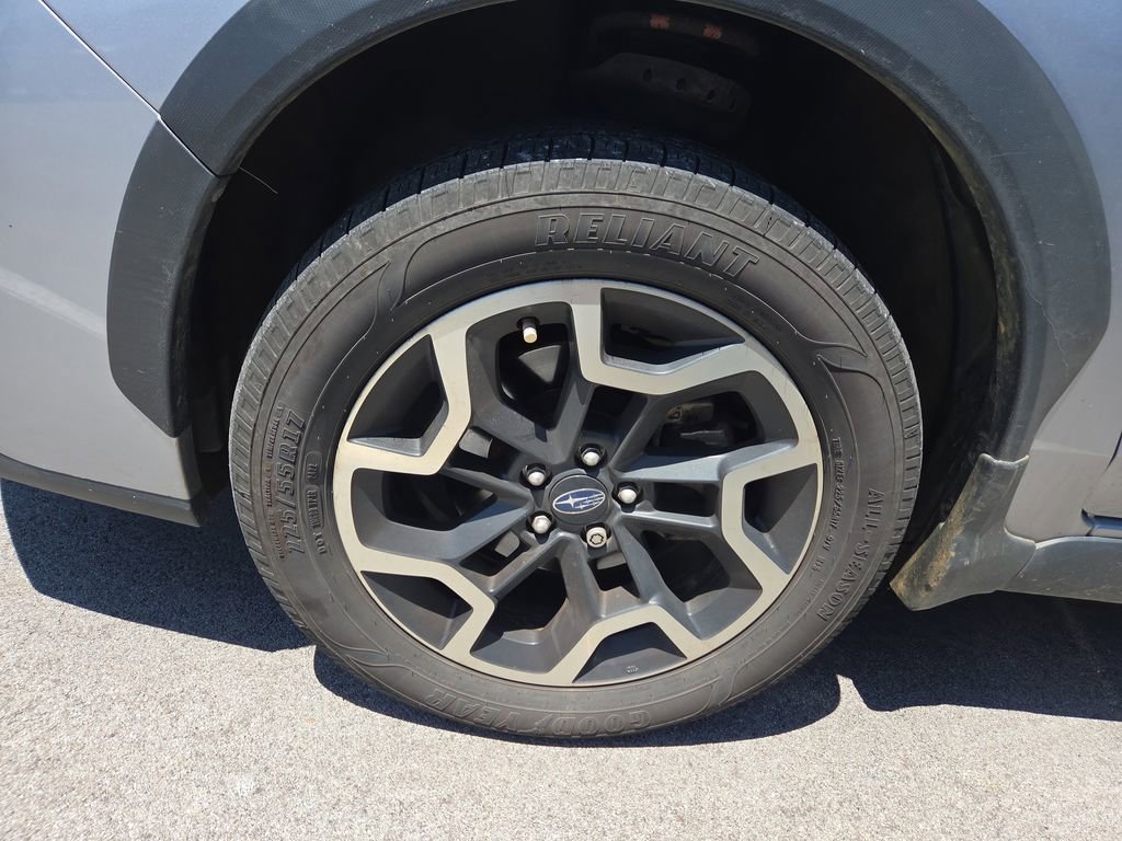 Used 2016 Subaru Crosstrek 2.0i Limited AWD/4WD image 8