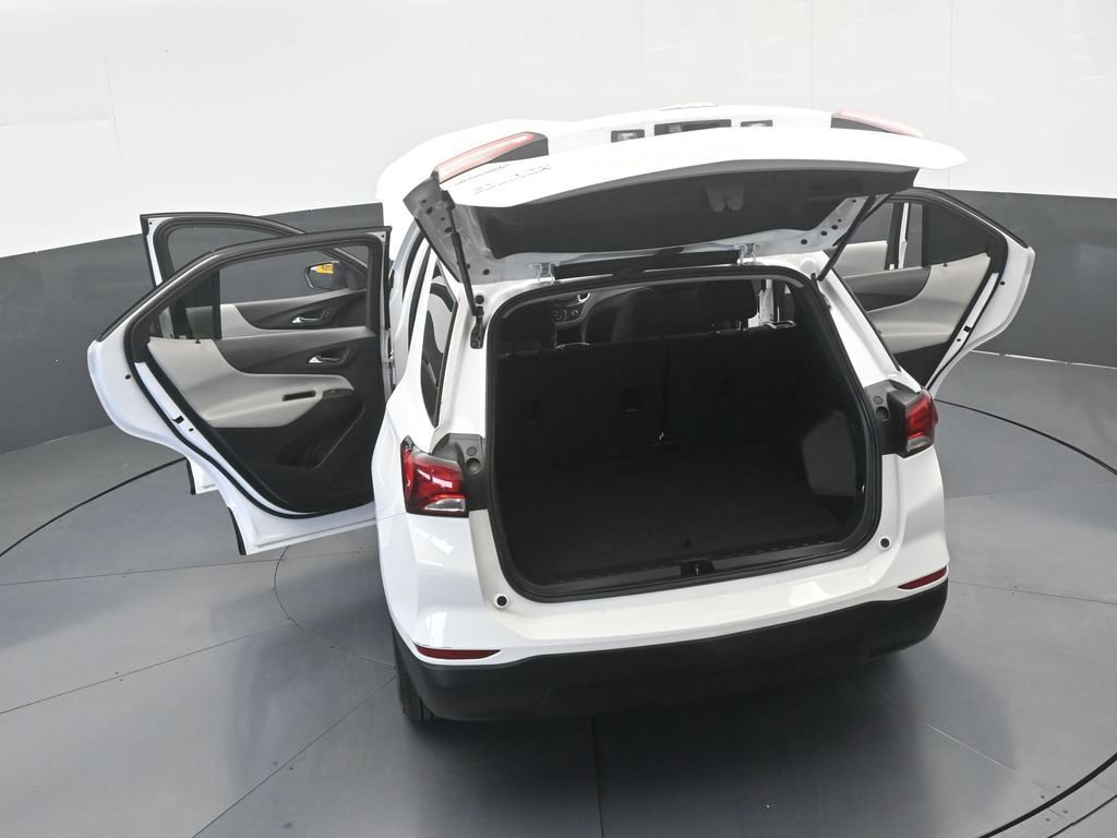 Used 2024 Chevrolet Equinox LS FWD image 61