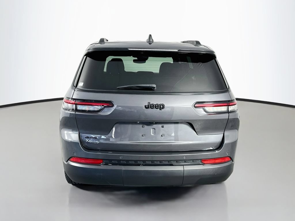Used 2024 Jeep Grand Cherokee L Altitude AWD/4WD image 6