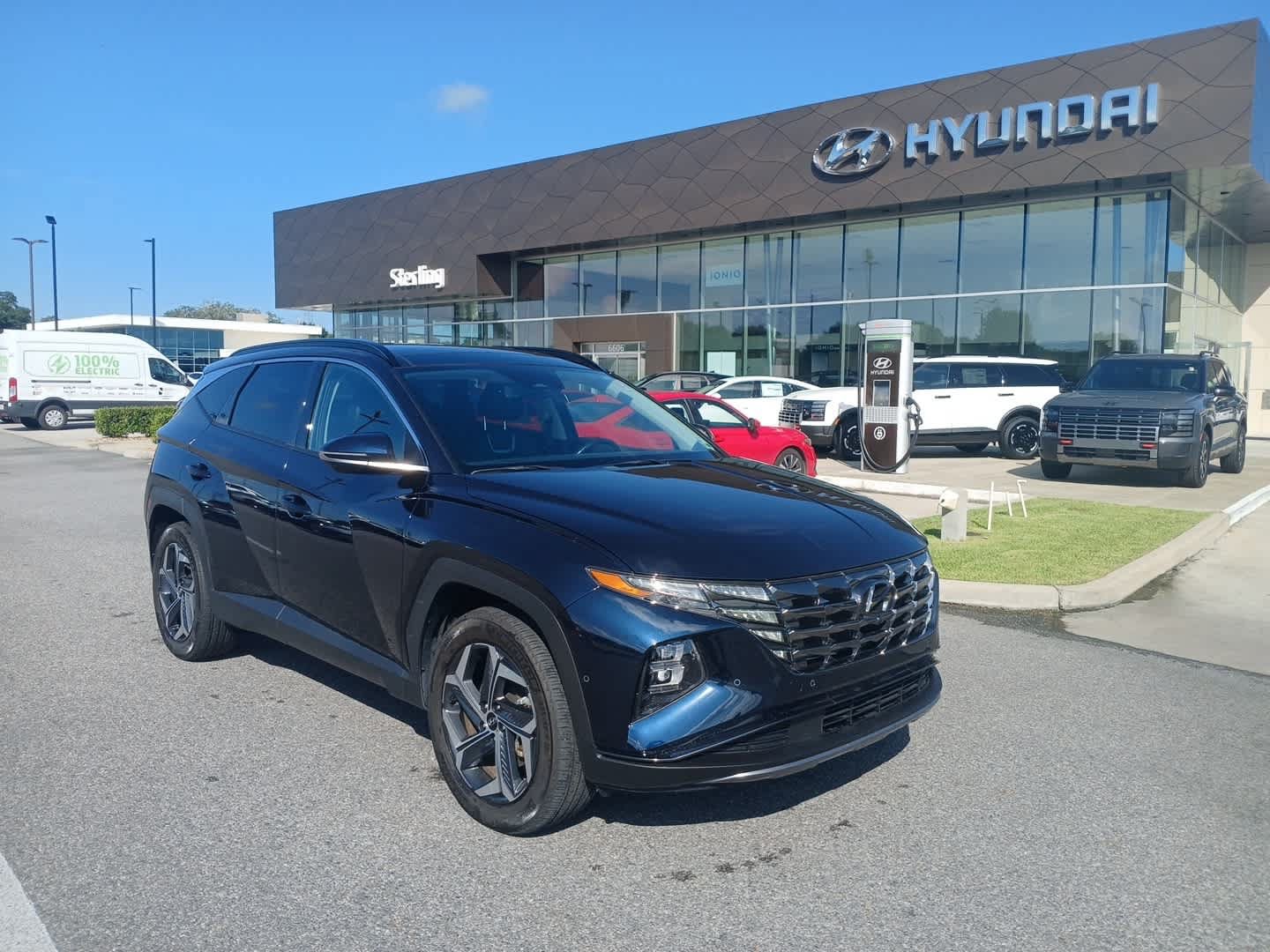 Certified 2024 Hyundai Tucson Limited AWD/4WD image 1