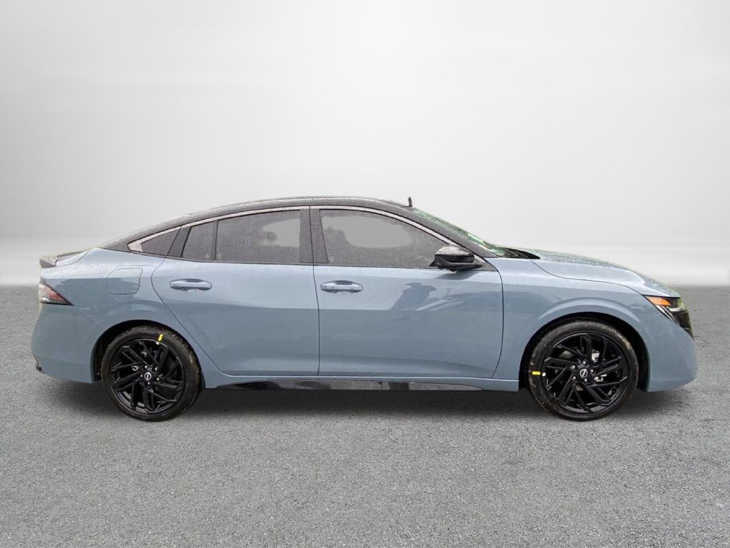New 2027 Nissan Sentra SR w/ SR Premium Package FWD image 2
