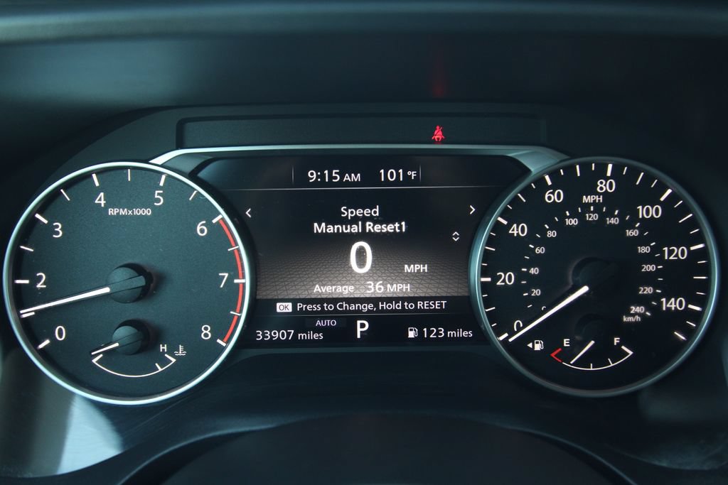 Used 2023 Nissan Rogue S AWD/4WD image 41