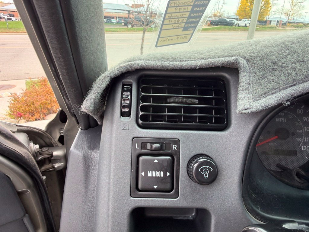 Used 1999 Toyota RAV4 4WD 4-Door image 17