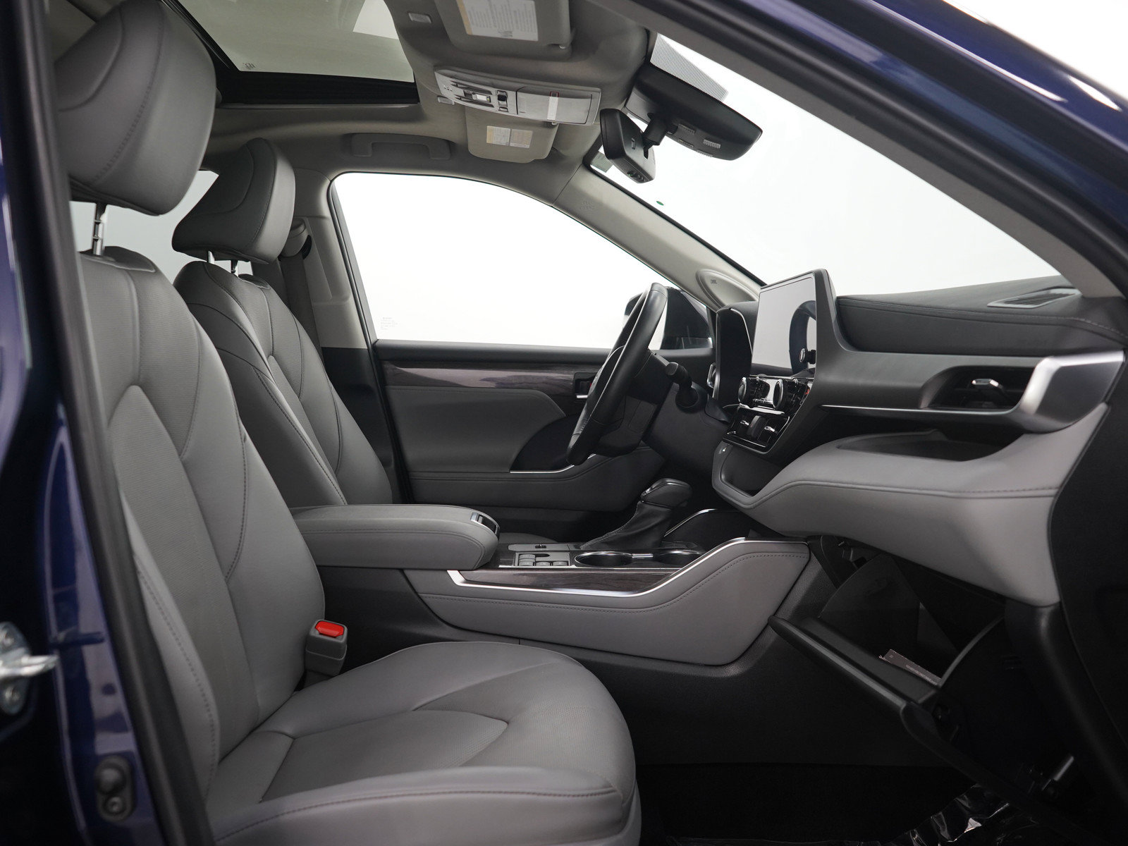 Used 2023 Toyota Highlander Limited AWD/4WD image 12