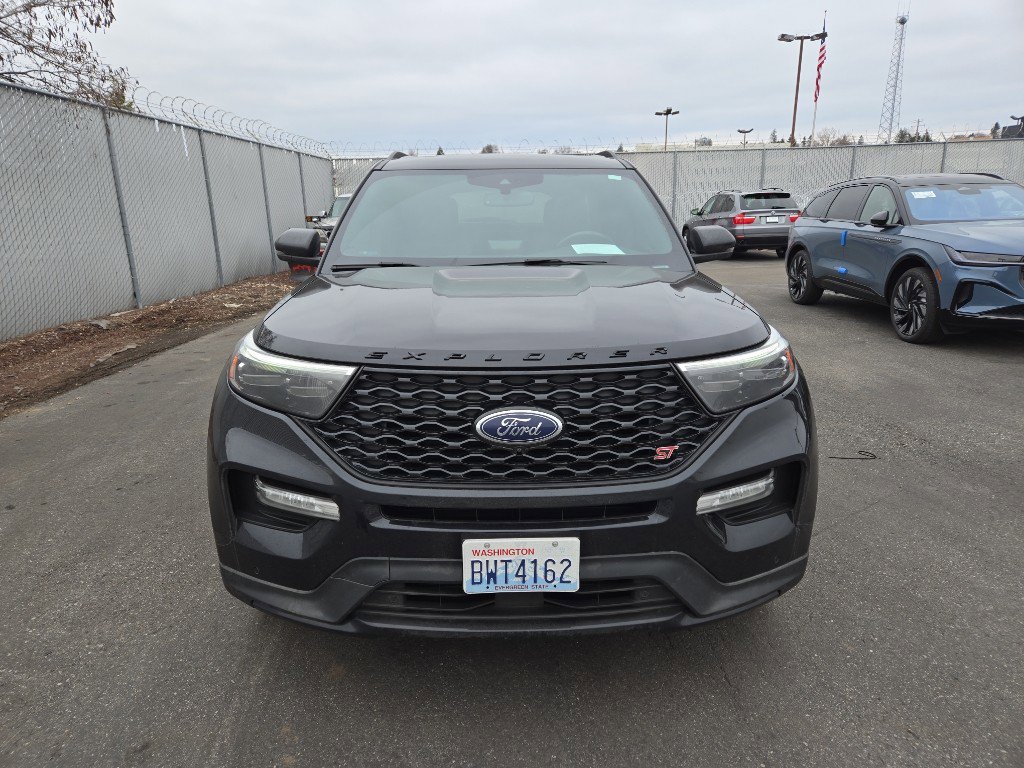 Used 2021 Ford Explorer ST w/ Equipment Group 401A image 2