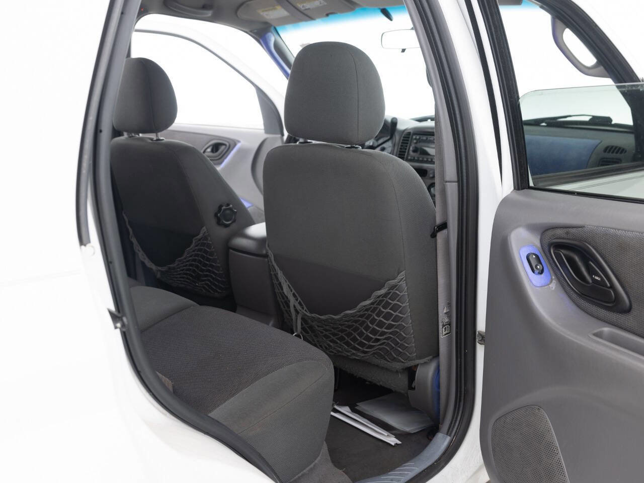 Used 2002 Ford Escape XLT image 30