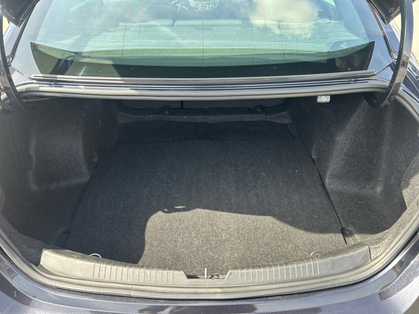 Used 2023 Chevrolet Malibu LT FWD image 16