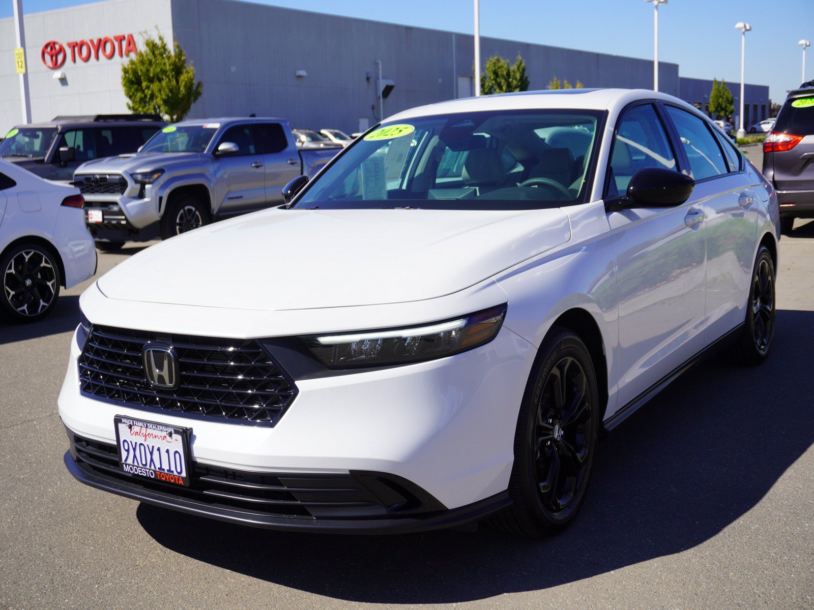 Used 2025 Honda Accord SE image 7