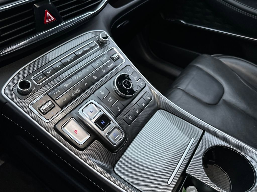 Used 2023 Hyundai Santa Fe Limited w/ Cargo Package image 13