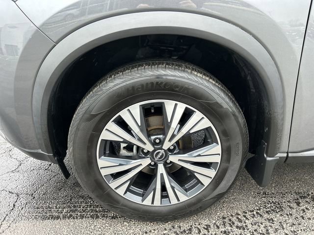Certified 2023 Nissan Rogue SV image 16