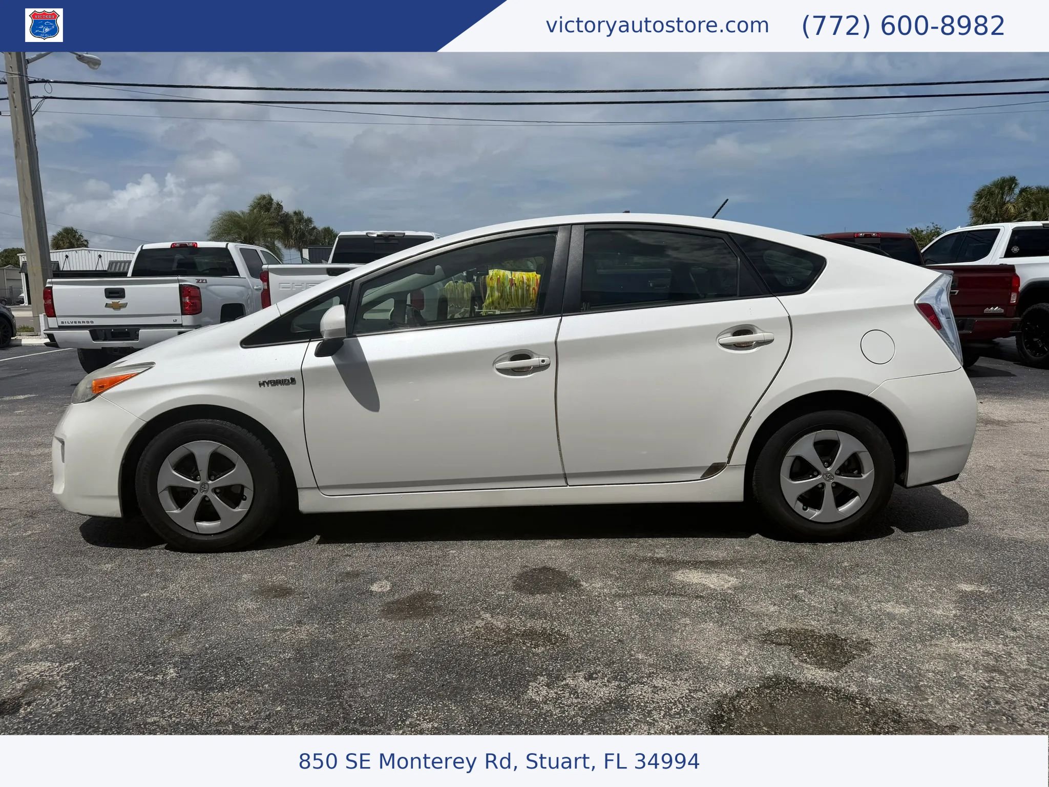 Used 2014 Toyota Prius Two FWD image 6