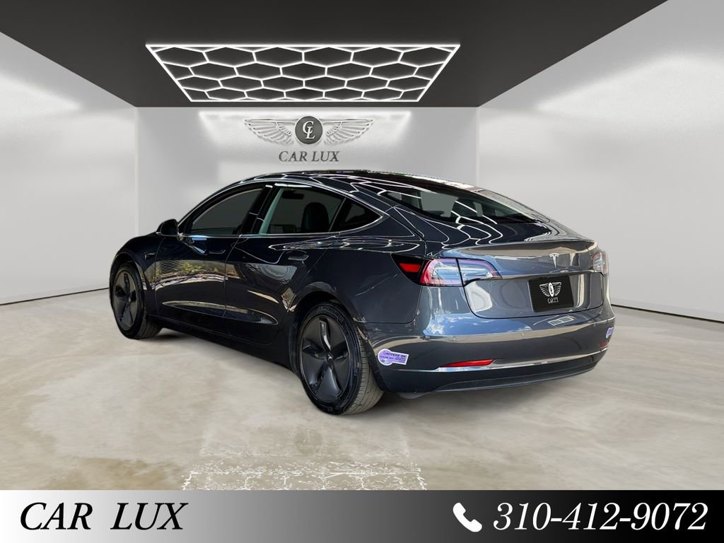 Used 2019 Tesla Model 3 Standard Range Plus image 3