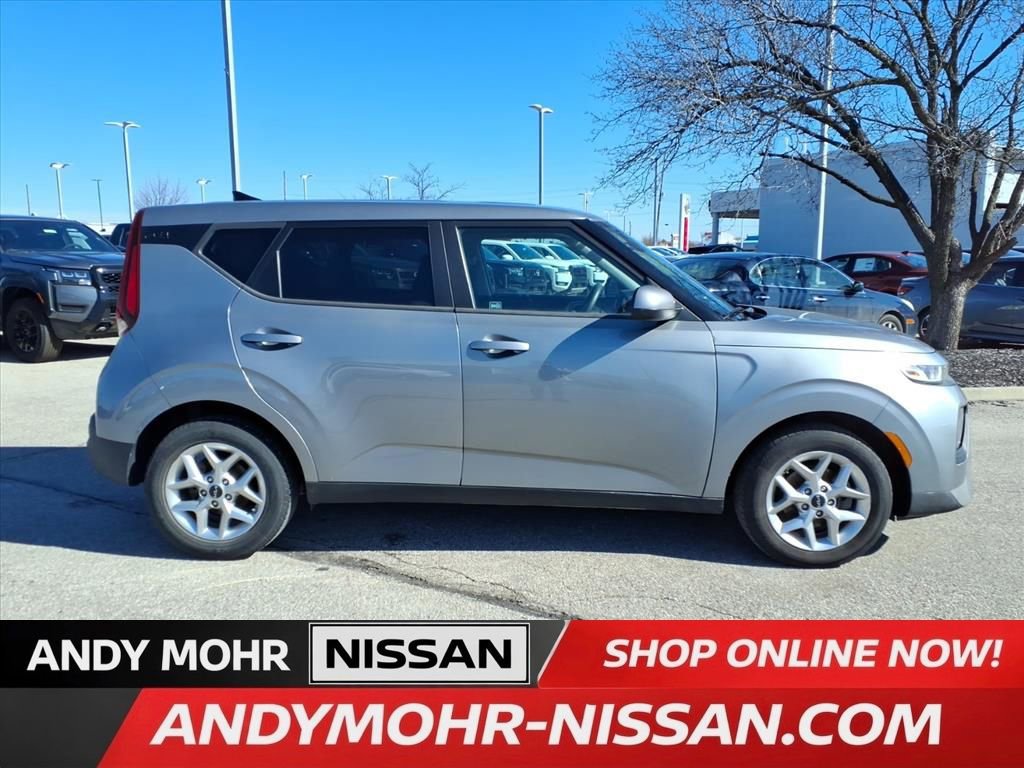 Used 2022 Kia Soul LX w/ Technology Package image 9