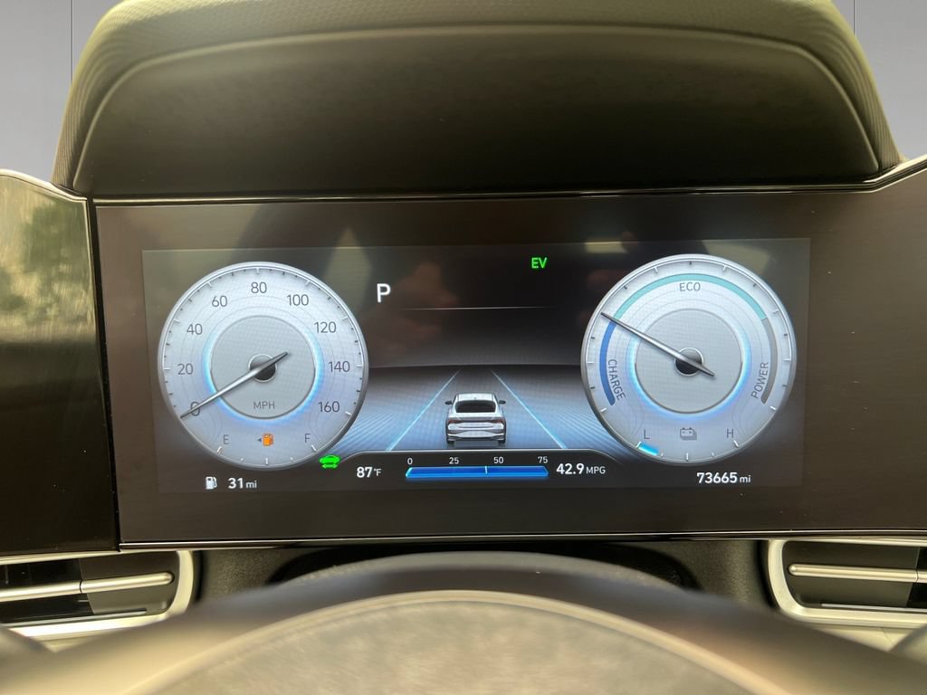 Used 2023 Hyundai Elantra Limited FWD image 14
