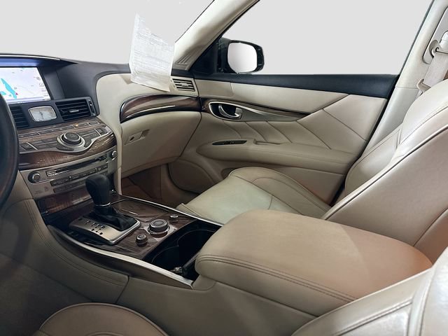 Used 2015 INFINITI Q70 L 3.7 w/ Deluxe Touring Package image 25