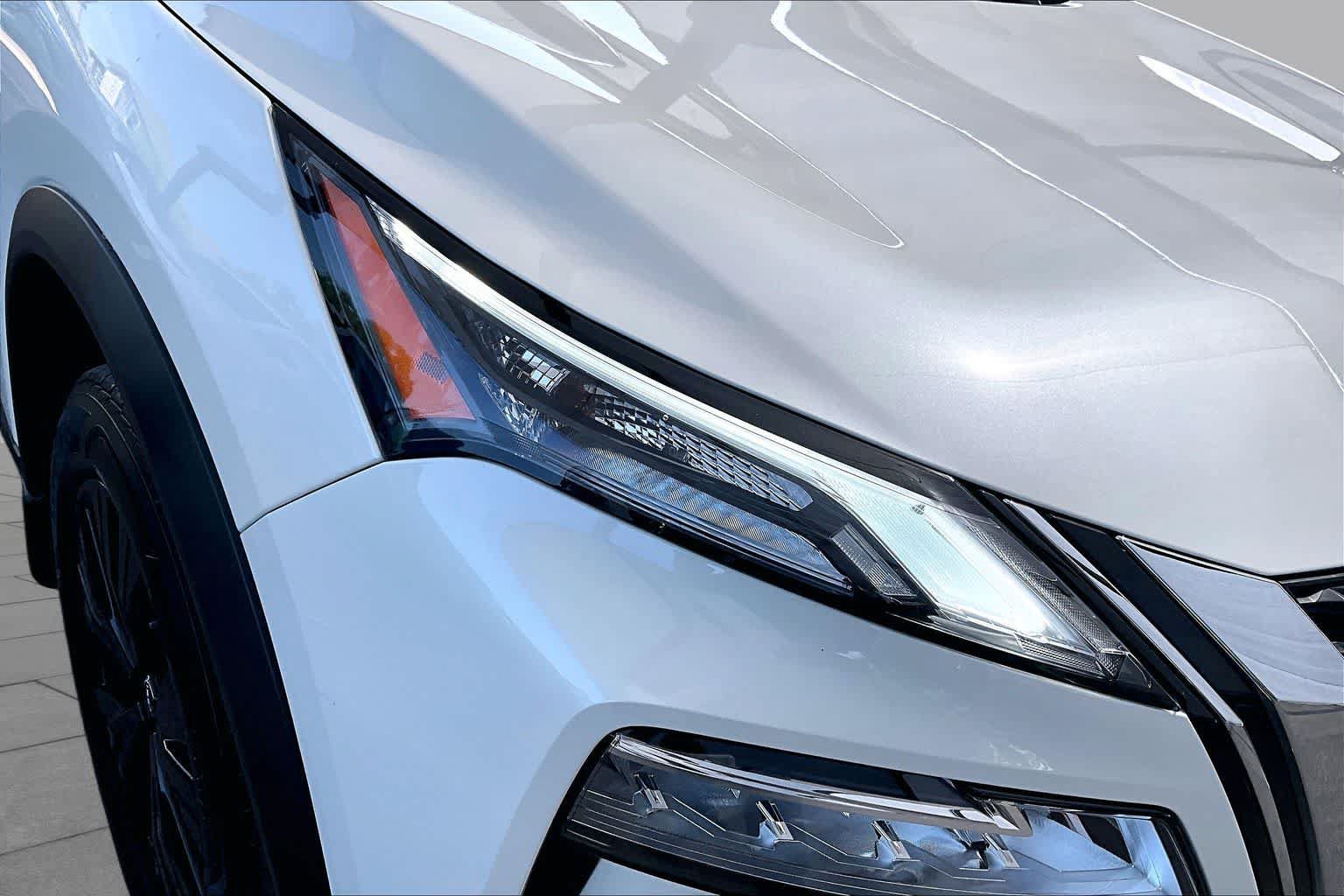 Used 2023 Nissan Rogue SV AWD/4WD image 27