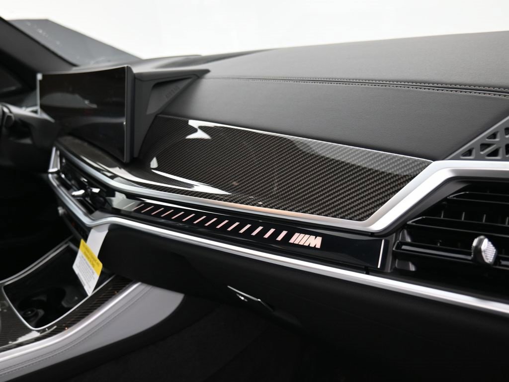 New 2026 BMW X5 M60i image 18