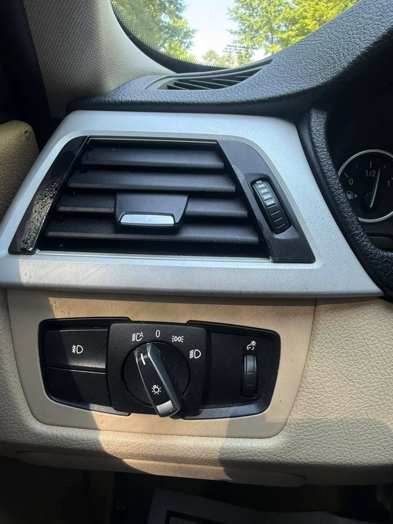 Used 2013 BMW 320i Sedan RWD image 24