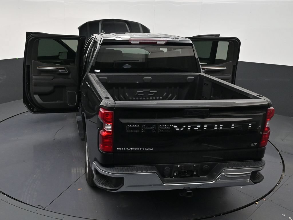 Used 2023 Chevrolet Silverado 1500 LT RWD image 32
