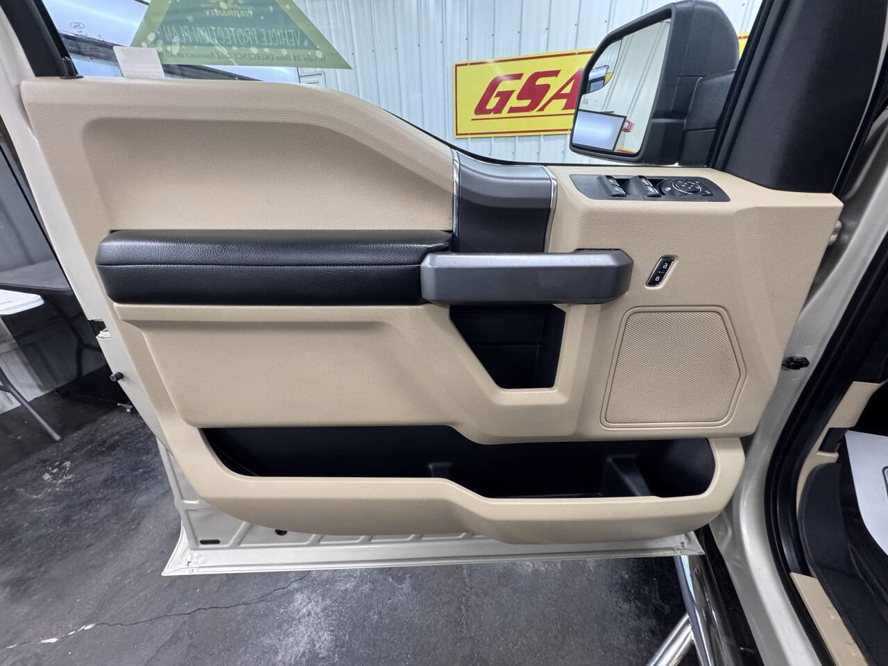 Used 2018 Ford F150 XLT w/ Equipment Group 302A Luxury image 26