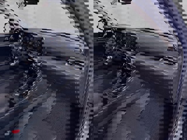 Used 2023 Kia K5 LXS image 26