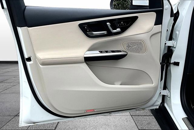 Certified 2026 Mercedes-Benz GLC 300 4MATIC image 23