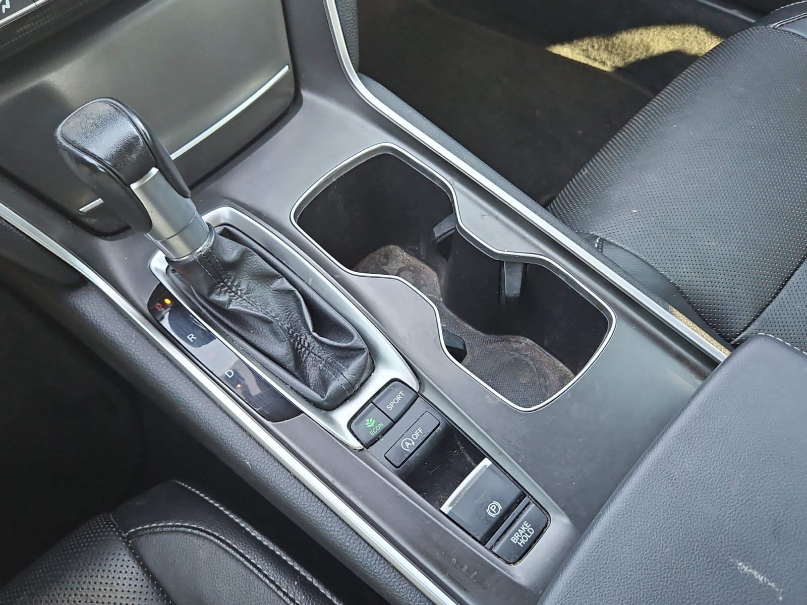 Used 2022 Honda Accord Sport image 9