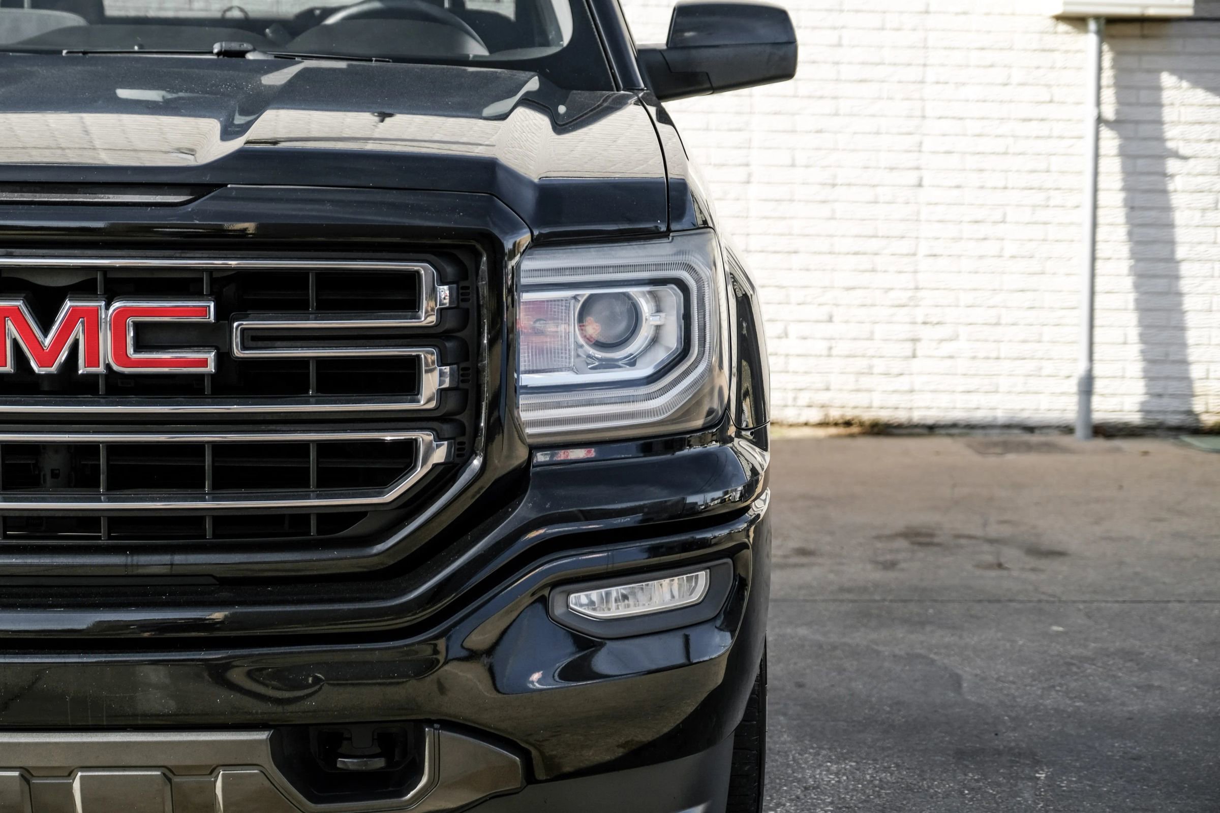 Used 2017 GMC Sierra 1500 SLE w/ SLE Value Package image 43