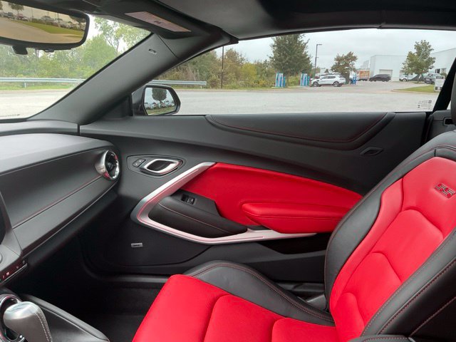 Used 2023 Chevrolet Camaro SS RWD image 28