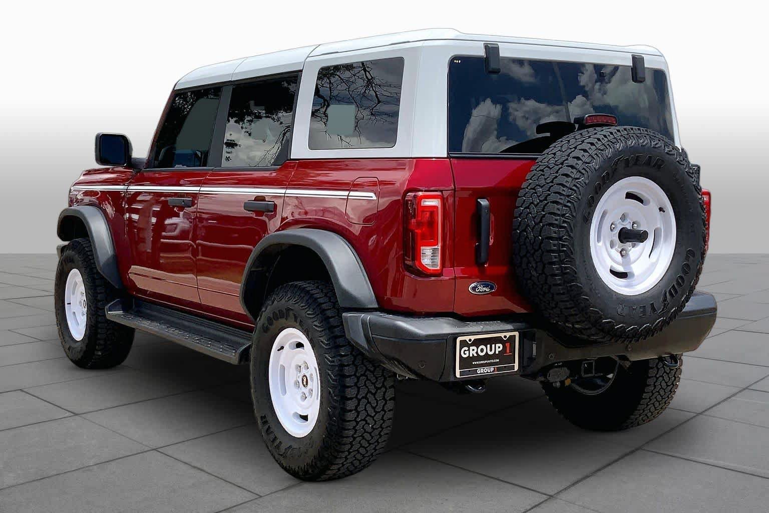Used 2025 Ford Bronco Heritage Edition AWD/4WD image 11