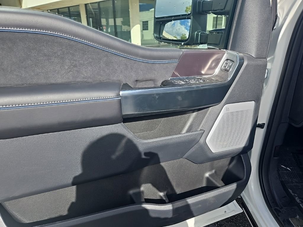 New 2026 Ford F350 Platinum image 9