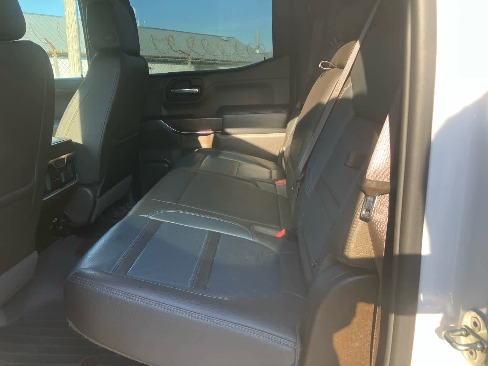 Used 2019 GMC Sierra 1500 Denali w/ Denali Ultimate Package AWD/4WD image 10