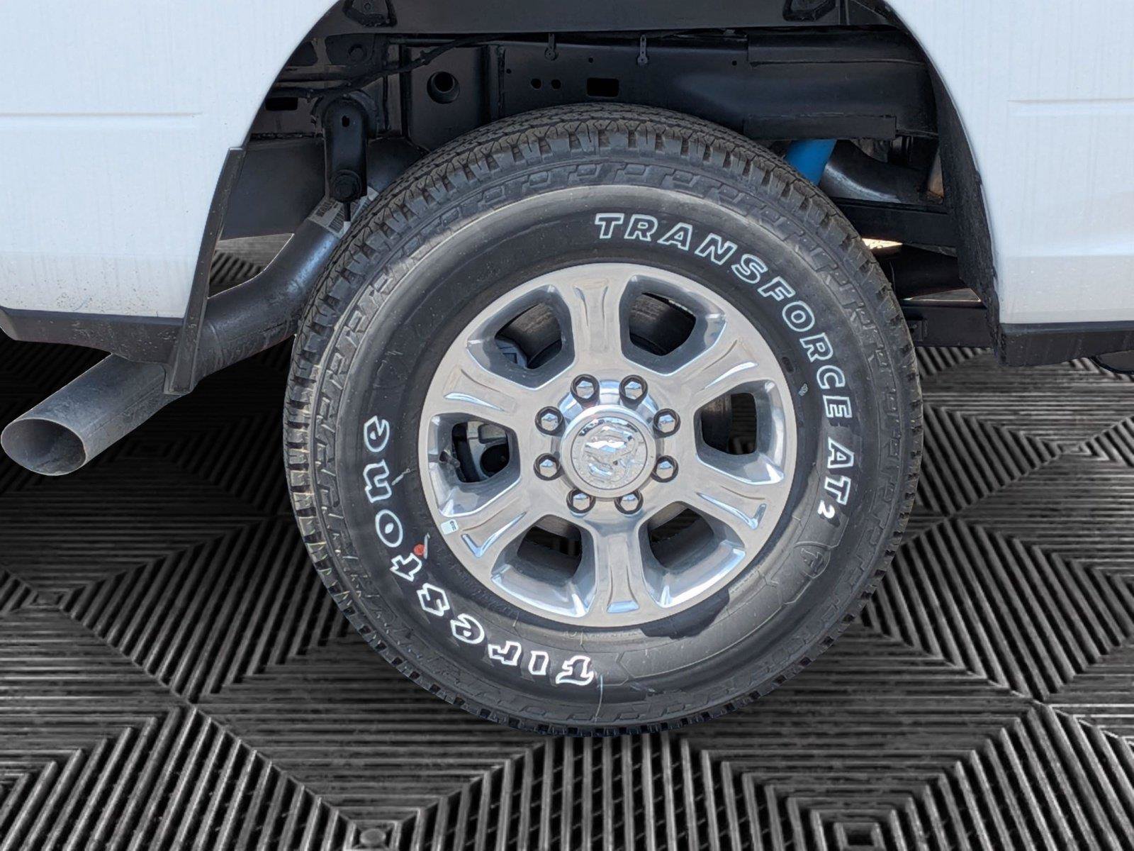 New 2026 RAM 2500 Big Horn AWD/4WD image 9