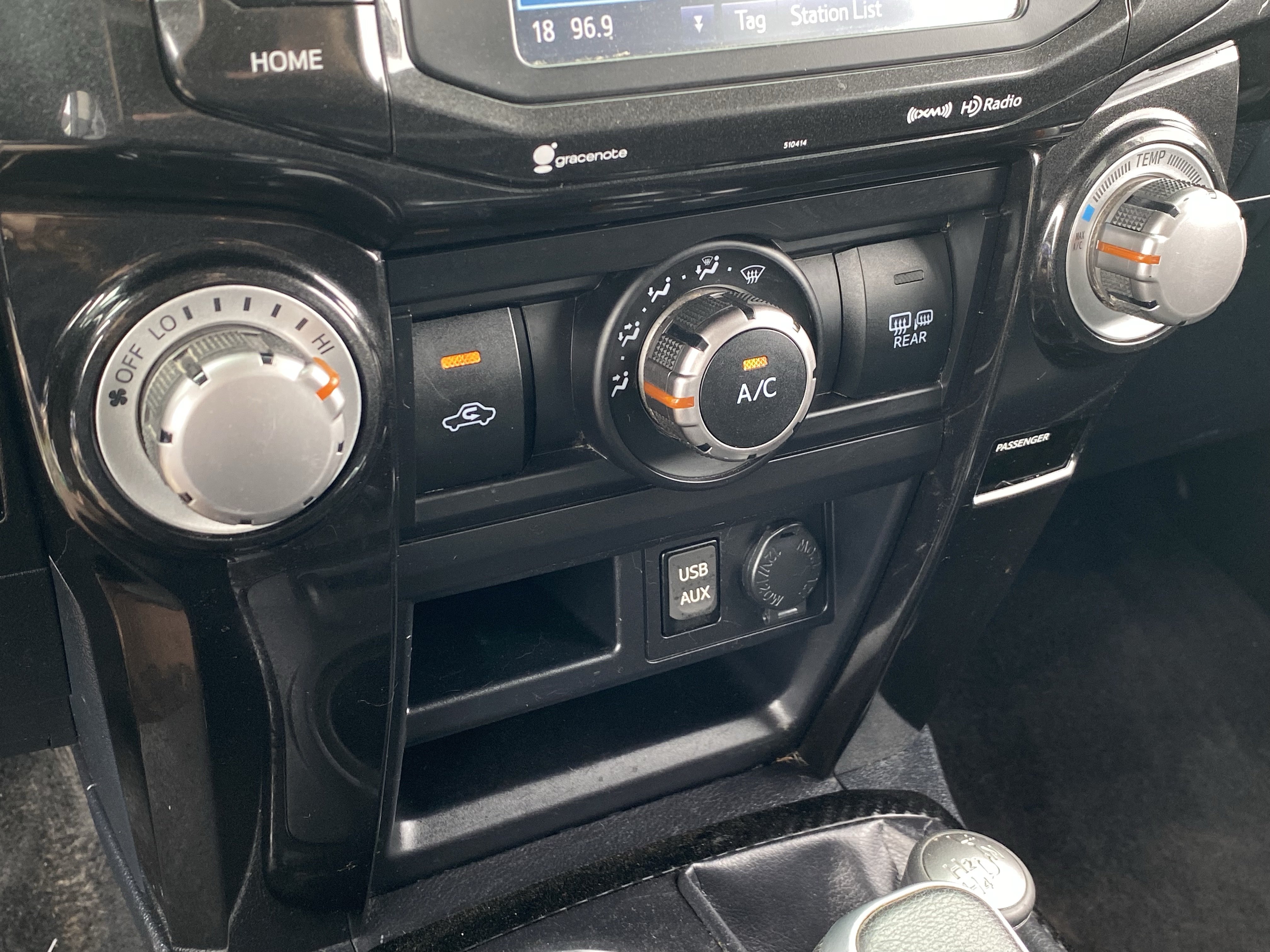 Used 2019 Toyota 4Runner TRD Off-Road Premium AWD/4WD image 23