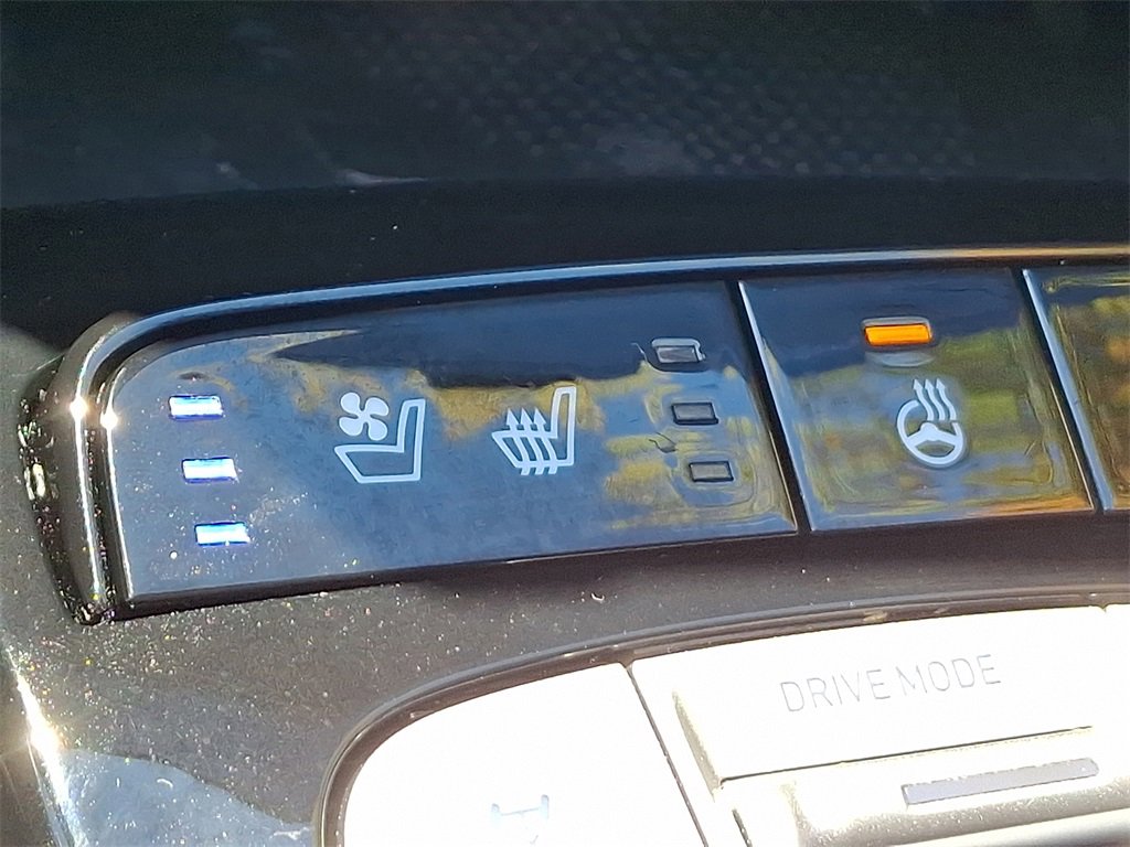 Used 2022 Hyundai Tucson Limited image 25