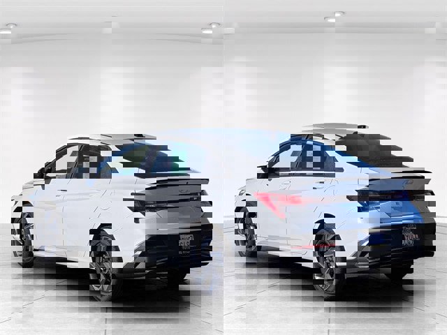 Certified 2025 Hyundai Elantra Sport image 5