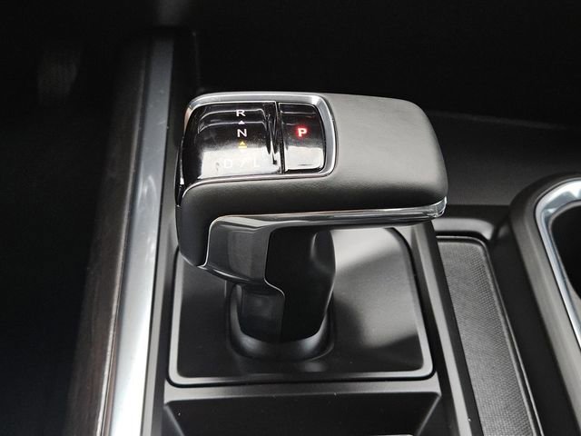 Used 2025 Chevrolet Silverado 1500 LTZ w/ LTZ Convenience Package II AWD/4WD image 21