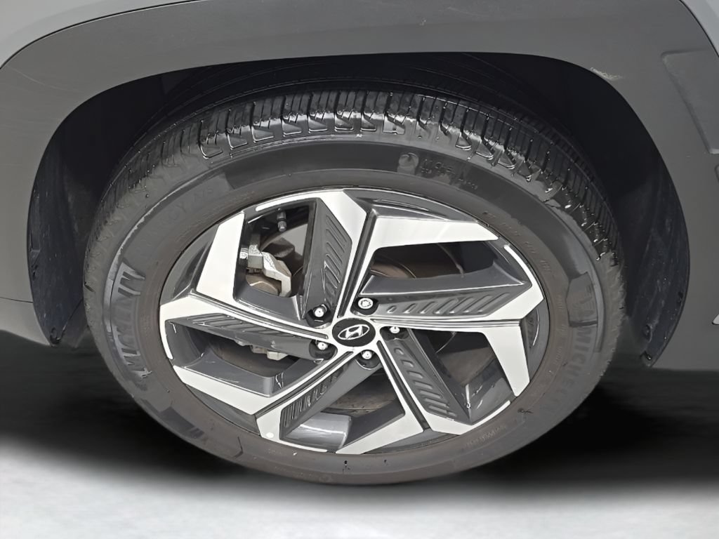 Certified 2024 Hyundai Tucson Limited AWD/4WD image 40