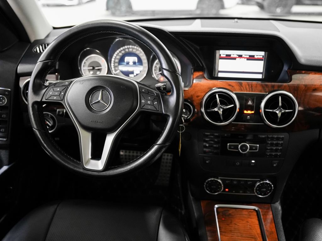 Used 2013 Mercedes-Benz GLK 350 4MATIC image 13