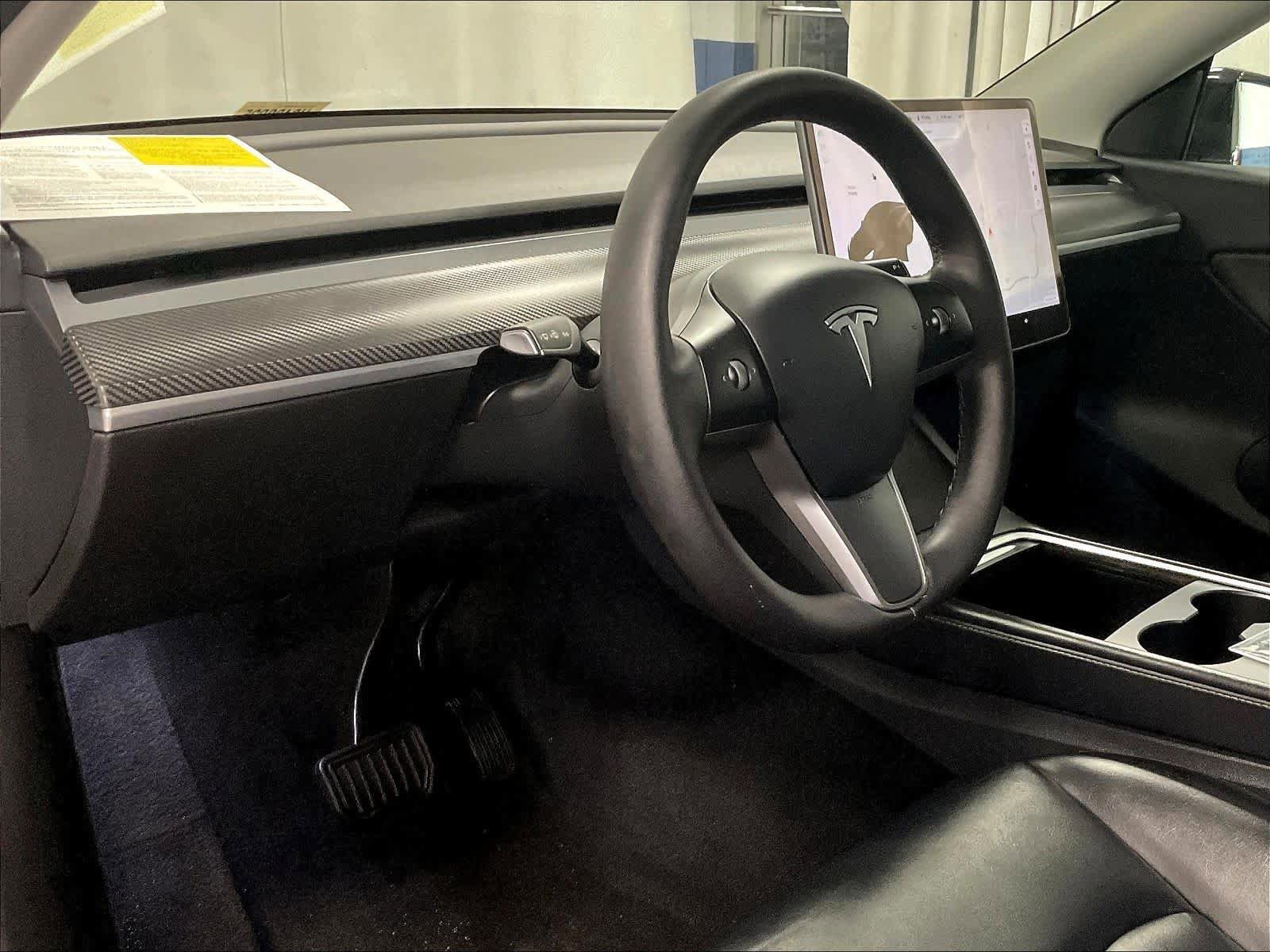Used 2022 Tesla Model Y Long Range AWD/4WD image 8