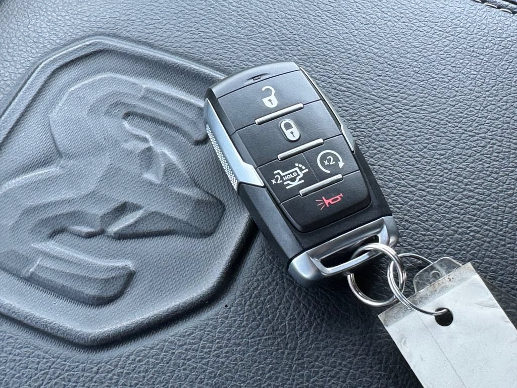New 2026 RAM 1500 Laramie w/ Night Edition AWD/4WD image 32