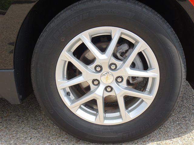 Used 2023 Chevrolet Equinox LT FWD image 32