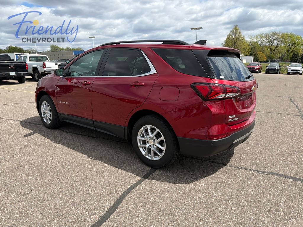 Used 2023 Chevrolet Equinox LT AWD/4WD image 2