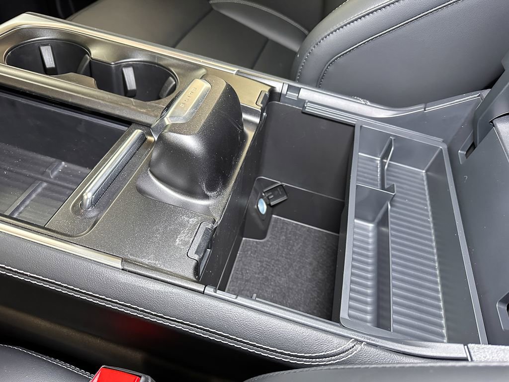 New 2026 Ford Expedition Platinum w/ Stealth Performance Package image 41